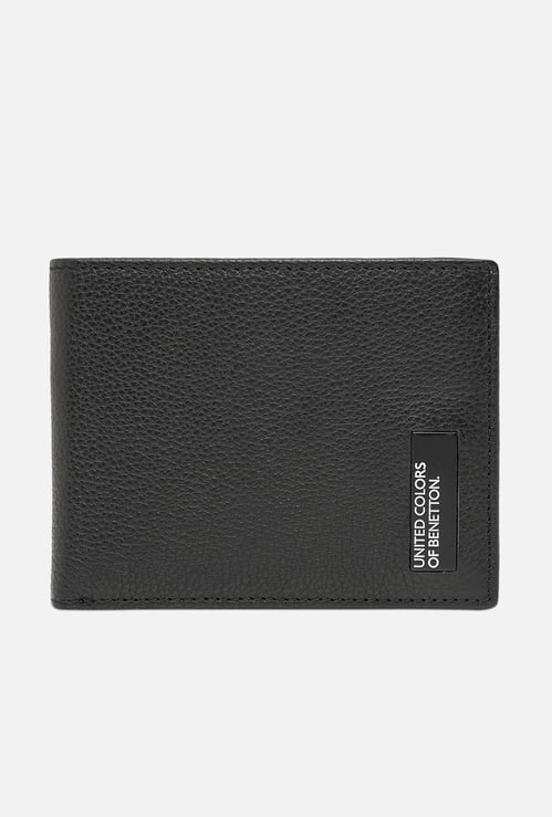 UNITED COLORS OF BENETTON Textured Bi-Fold Wallet