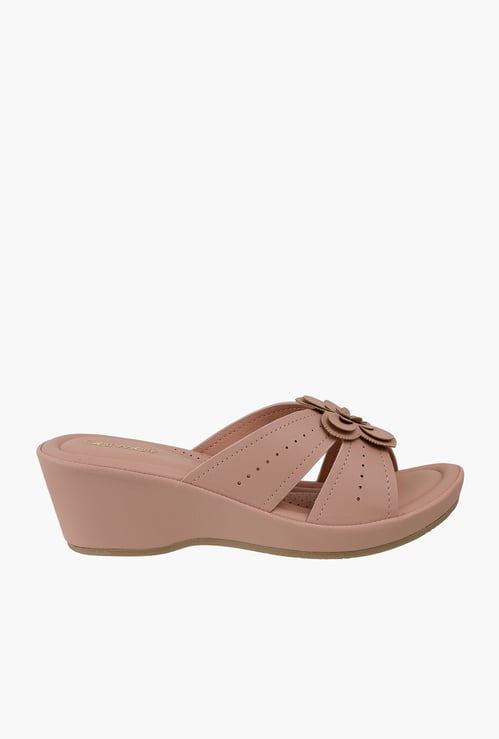 CATWALK Floral Applique Wedges