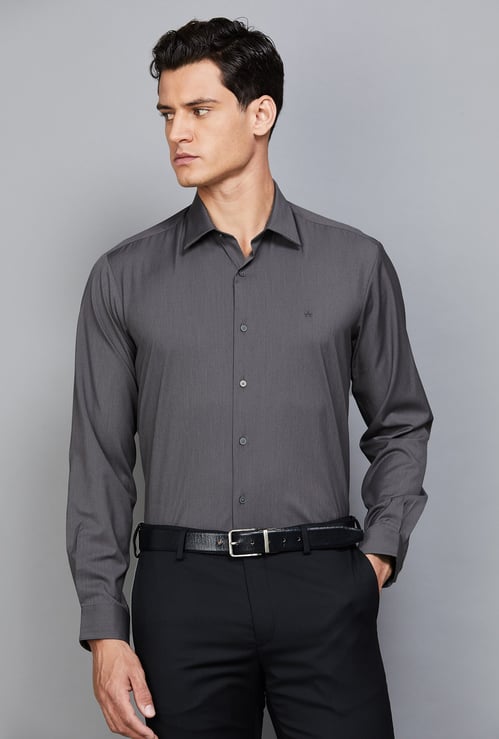ARROW Solid Slim Fit Formal Shirt