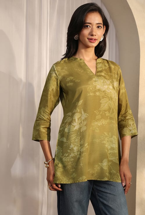 LIBAS Floral Print Notched Neck 3/4th Sleeves Straight Kurti