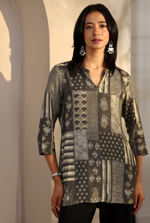 LIBAS Printed Straight Kurti