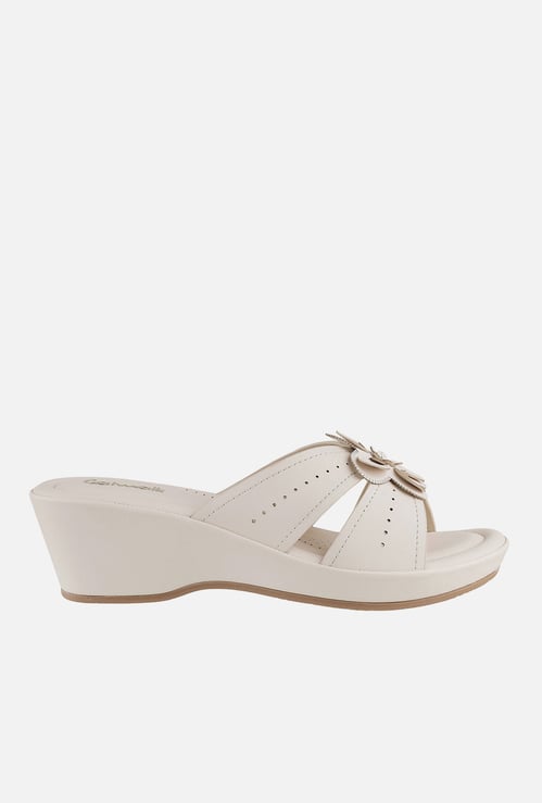 CATWALK Floral Applique Wedges