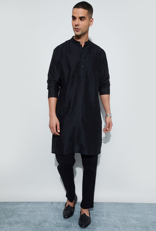 MELANGE Embroidered Calf Length Kurta