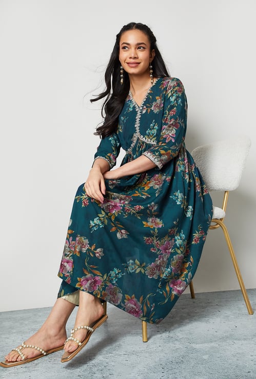 MELANGE Embroidered Anarkali Kurta