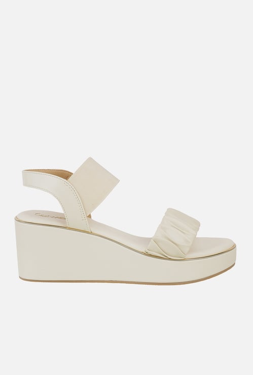 CALVIN KLEIN Textured Platforms