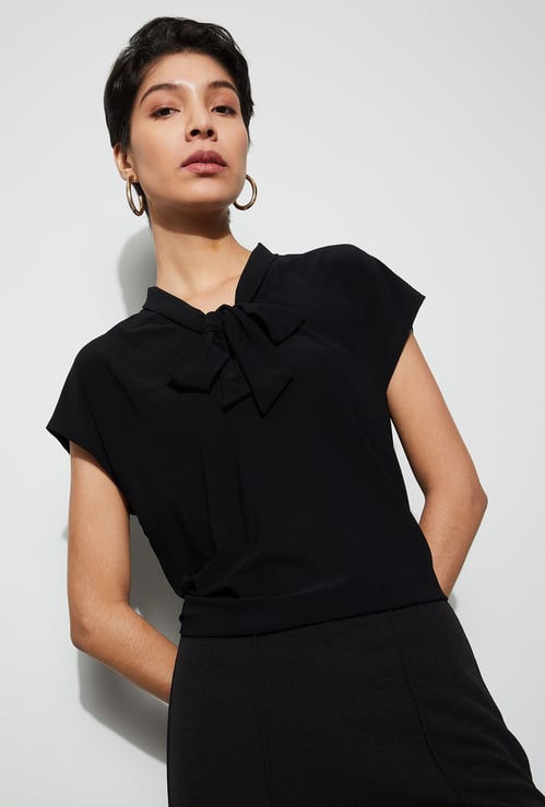 CODE CLASSIC Solid Tie-Up Neck Top