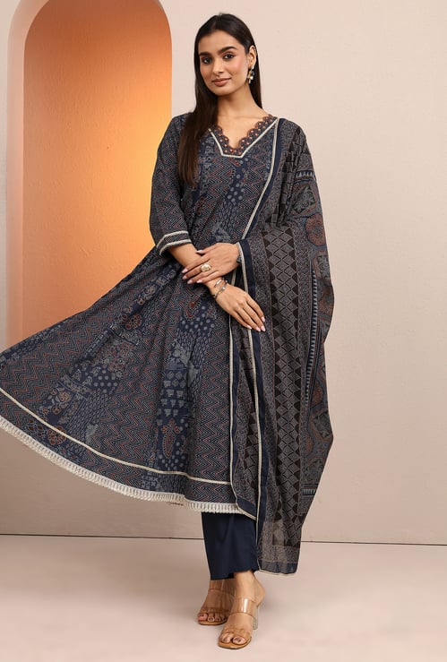 LIBAS Ethnic Motif Print Kurta Set