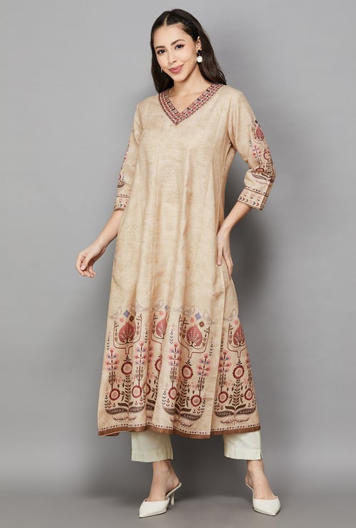 SPAN Embroidered V-Neck 3/4th Sleeves Anarkali Kurta