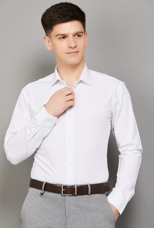 PARK AVENUE Solid Slim Fit Formal Shirt