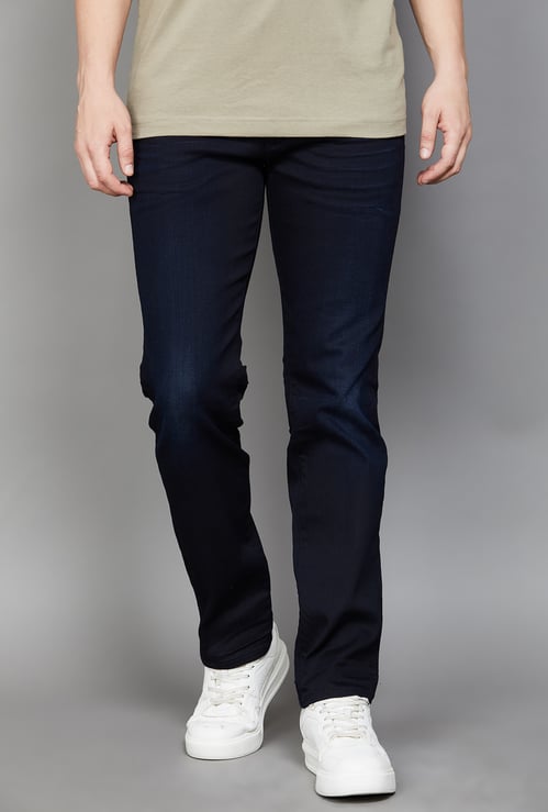 LEVI'S Solid Mid-Rise Slim Tapered Jeans