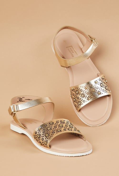 FAME FOREVER Girls Cut-out Detail Sandals