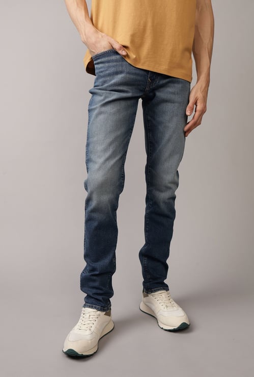 AMERICAN EAGLE Washed Slim Tapered Jeans