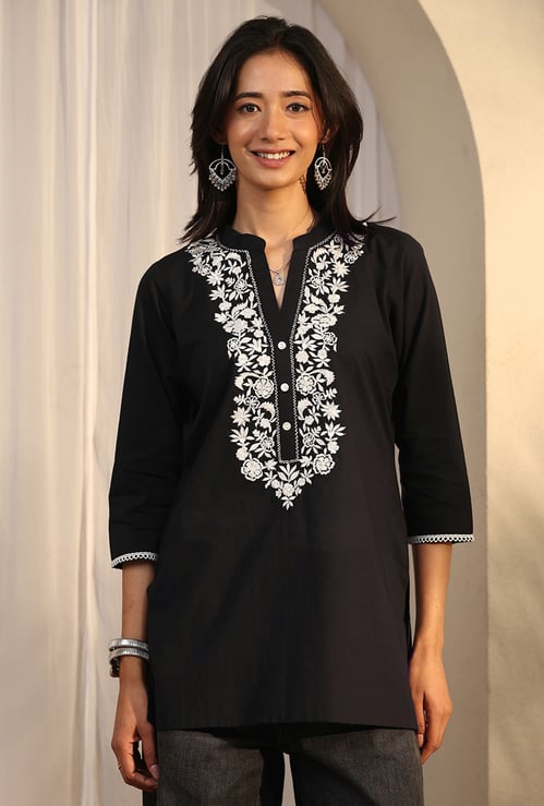 LIBAS Embroidered Straight Kurti