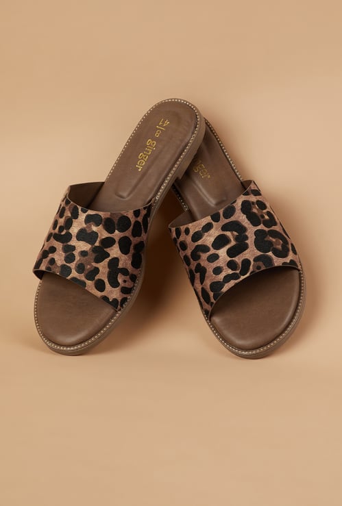 GINGER Animal Print Flats