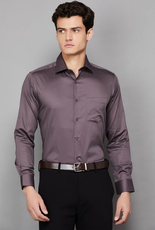 VAN HEUSEN Solid Tailored Fit Formal Shirt