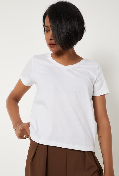 Women Solid V-neck T-shirt