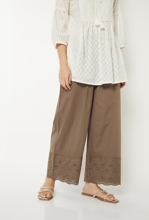 Women Embroidered Palazzos with Scalloped Hem