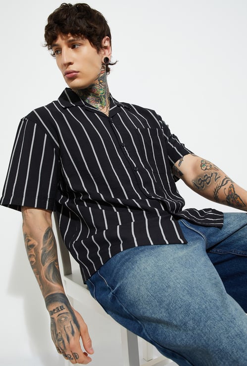 URB_N Men Striped Regular Fit Shirt