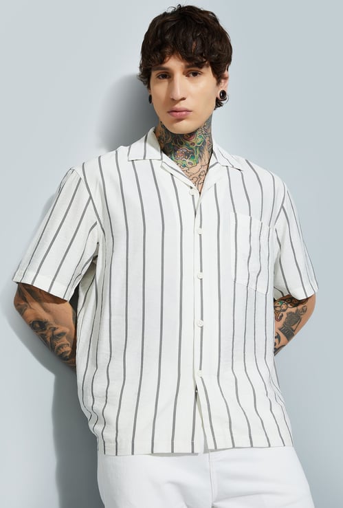 URB_N Men Striped Regular Fit Shirt