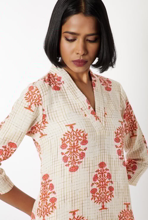 Women Printed Straight Kurta Set