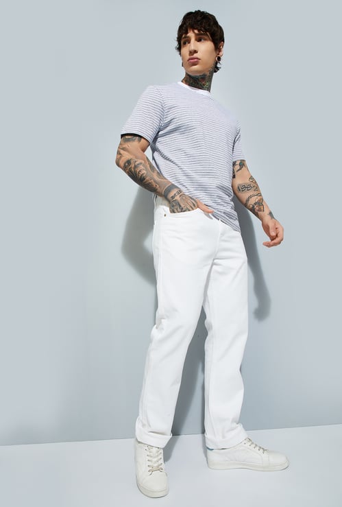 URB_N Men Solid Regular Fit Jeans