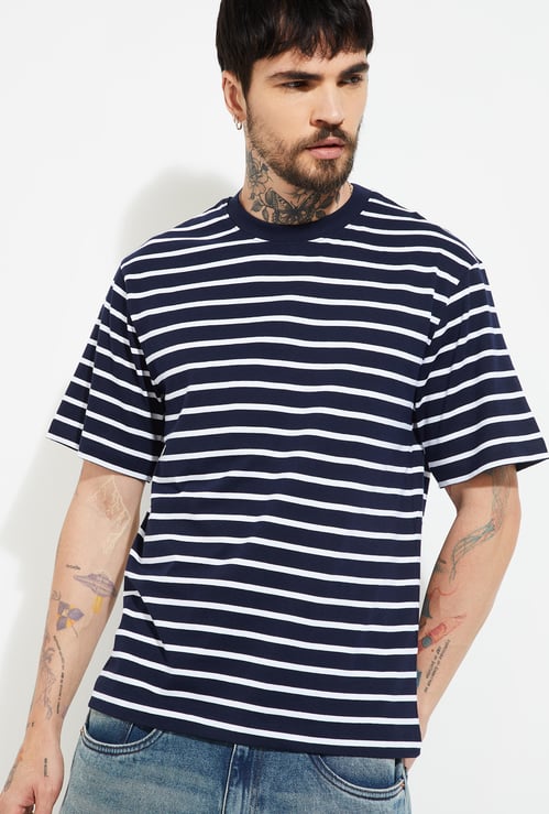 URB_N Men Striped T-shirt