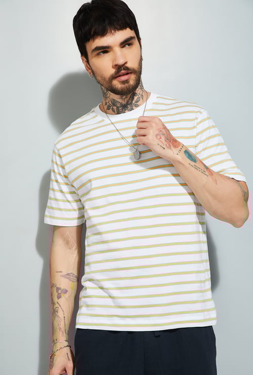 URB_N Men Striped T-shirt