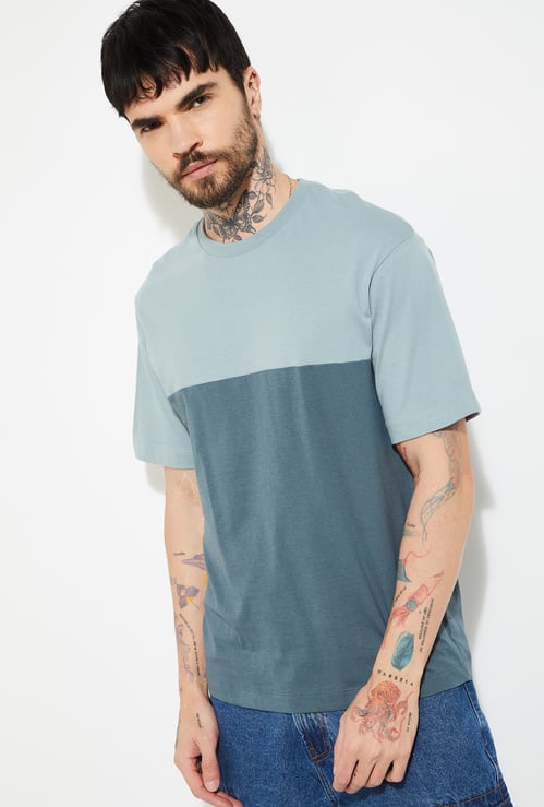 URB_N Men Colourblock T-shirt