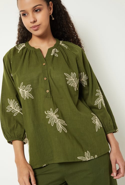 Women Embroidered Tunic