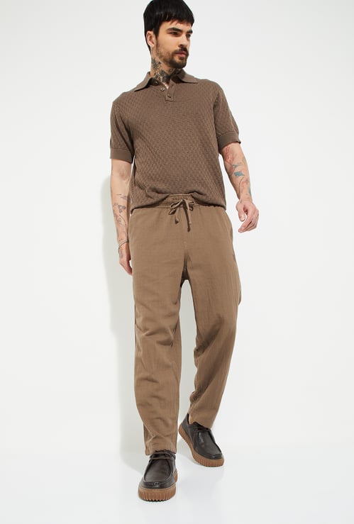 Men Solid Woven Pull-On Pants