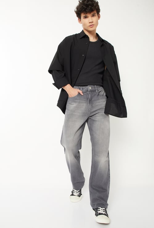Men Washed Straight Fit Jeans