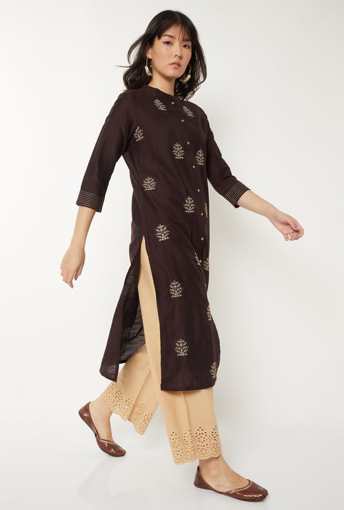 Women Embroidered Straight Kurta