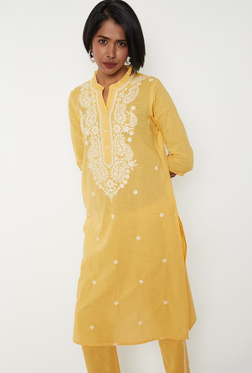 Women Embroidered Straight Kurta Set
