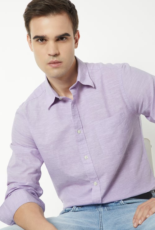 Men Textured Slim Fit Shirt