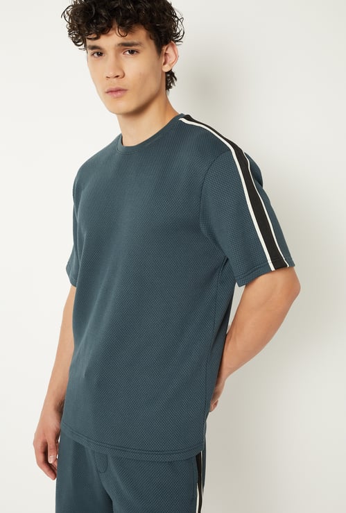 Men Side Taped Sports T-shirt