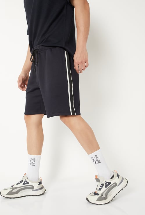 Men Textured Side Taped Shorts