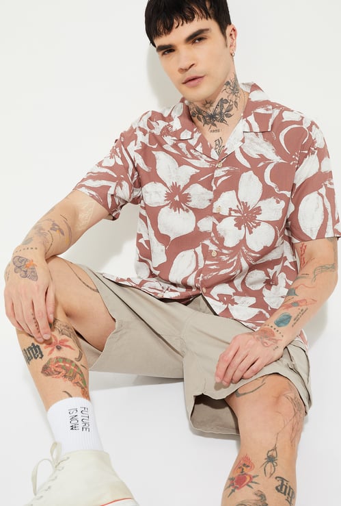 URB_N Men Printed Regular Fit Shirt