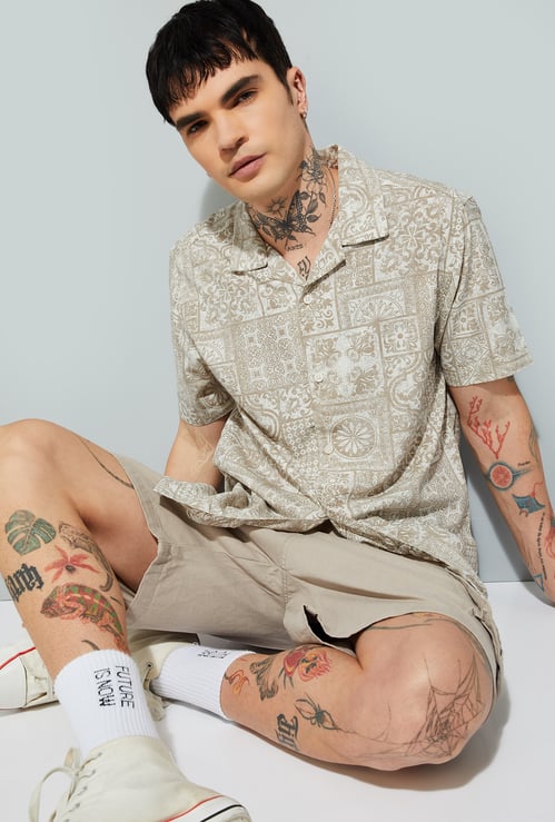 URB_N Men Printed Regular Fit Shirt