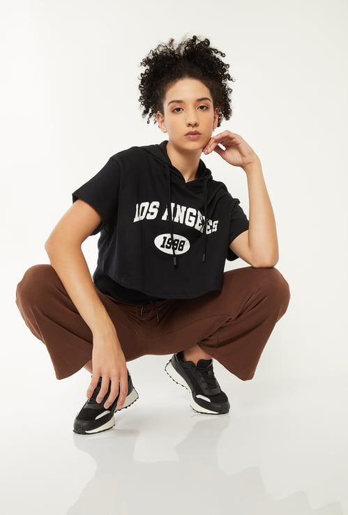 Women Printed Hooded Boxy Fit Sports T-shirt with Camisole