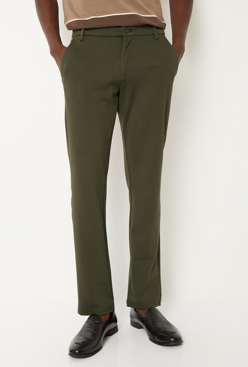 Men Solid Slim Fit Trousers