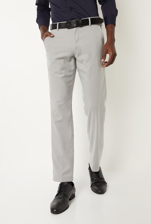 Men Solid Slim Fit Trousers