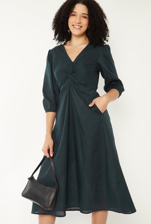 Women Solid Twist Detail Midi Dress