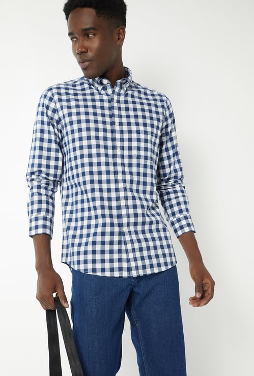 Men Checked Slim Fit Shirt
