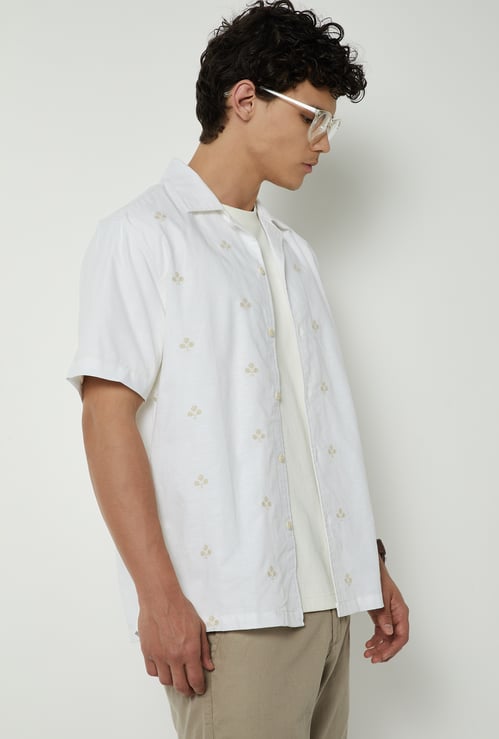 Men Embroidered Regular Fit Shirt