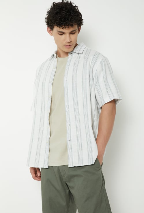 Men Regular Fit Striped Shirt