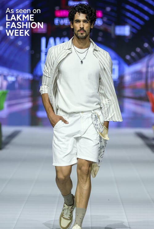 Men Soft Touch Regular Fit Oxford Shirt