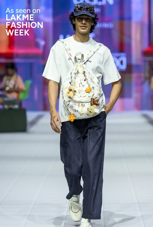 URB_N Men Graphic Printed T-shirt