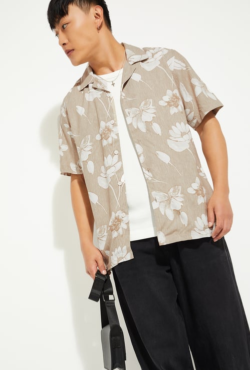 URB_N Men Floral Print Resort  Shirt