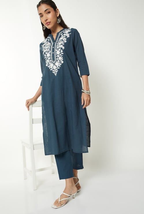 Women Embroidered Straight Kurta Set