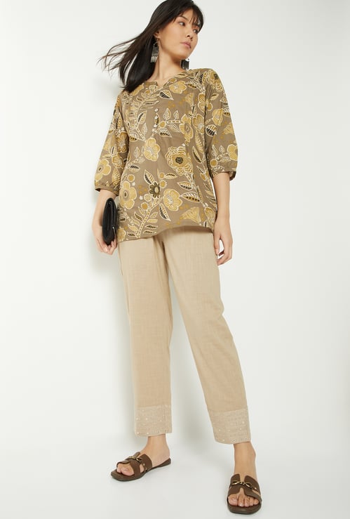 Women Embroidered Straight Pants